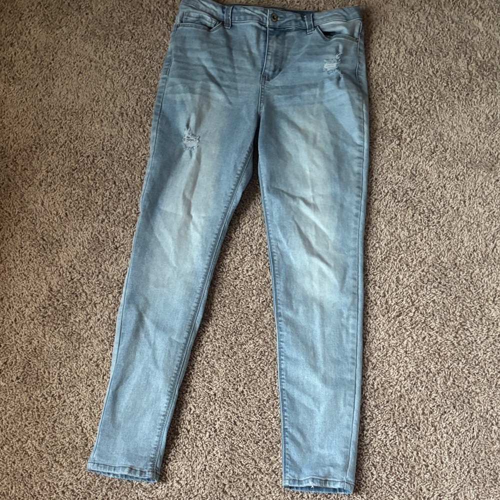 True Craft Women's Light Wash Skinny Jeans